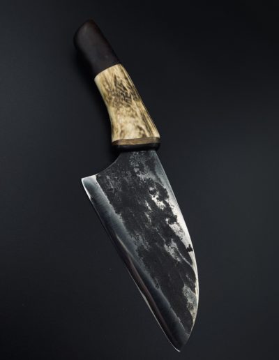 Schweres Küchenmesser aus Meißelstahl 19 cm mit Griff aus Geweih und Grenadil