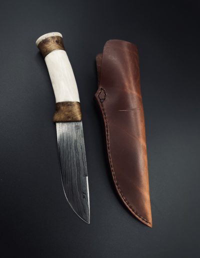 Jagdmesser 180 Lagen H.R 60 Banddamast. 14 cm mit Griff aus Geweih und Eiche
